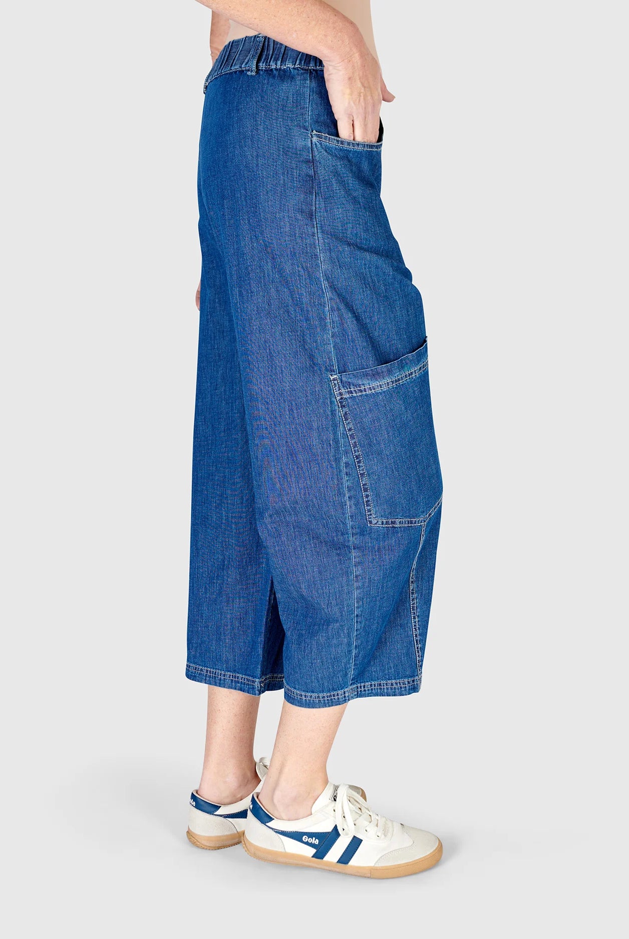 Alembika Women's Palma Capri Pants