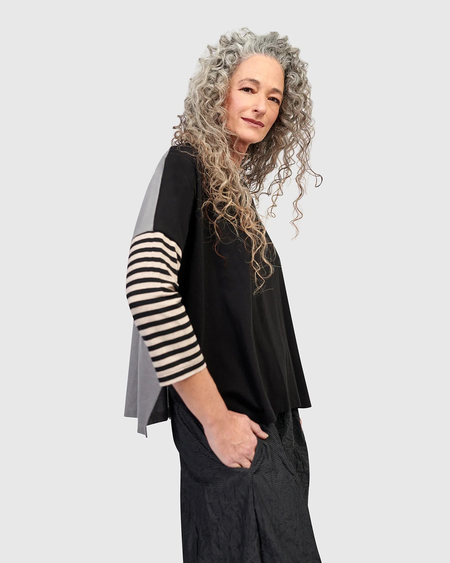 Alembika Women's Urban Cayote Top