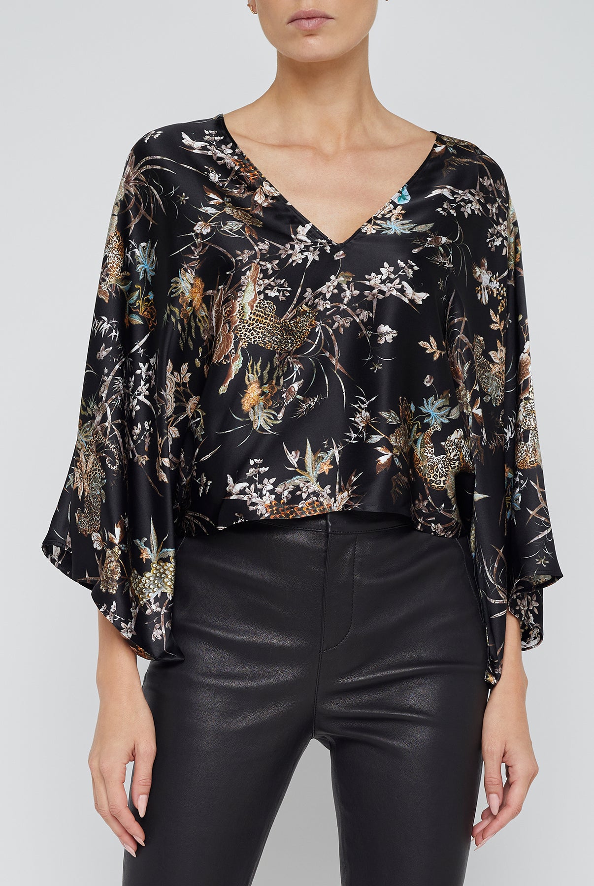 L'Agence Women's Parma Kimono Blouse