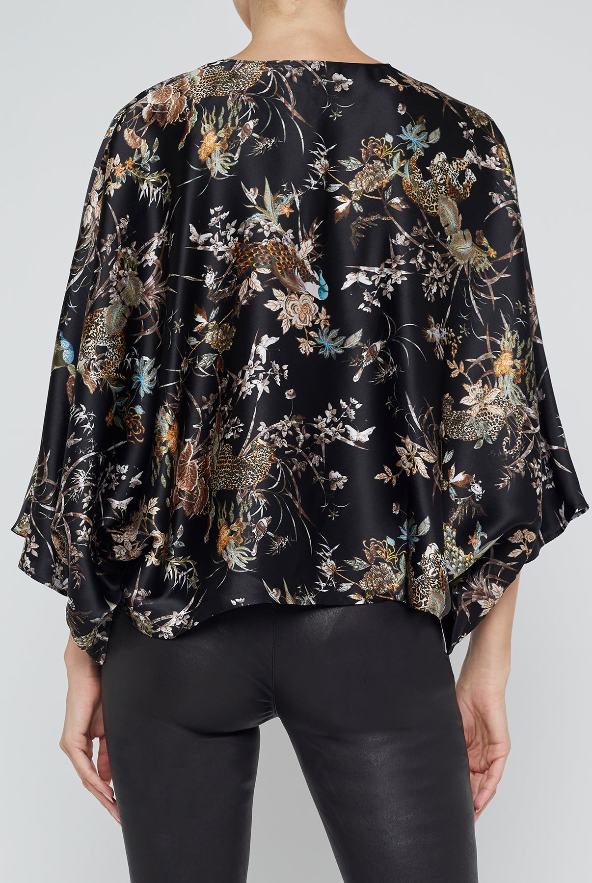 L'Agence Women's Parma Kimono Blouse