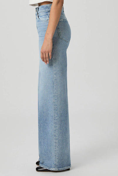 Paige Jeans Women's Sasha 32" Wide Leg Jean