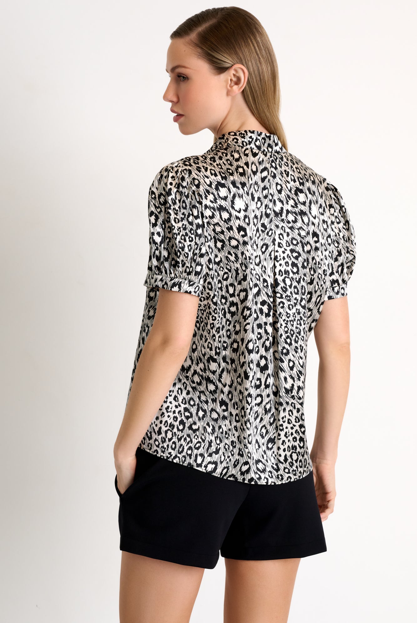 Shan Women's Short-Sleeved Silk Leopard Print Blouse