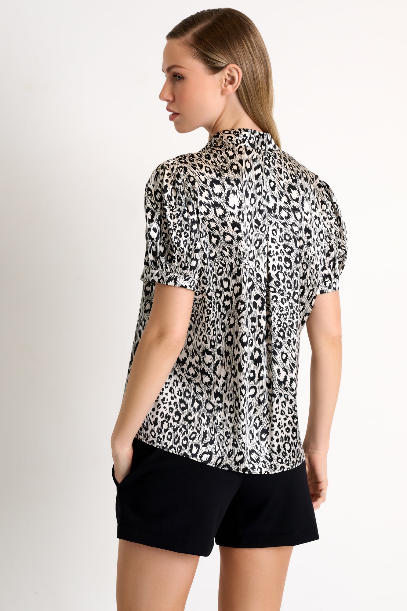 Shan Women's Short-Sleeved Silk Leopard Print Blouse