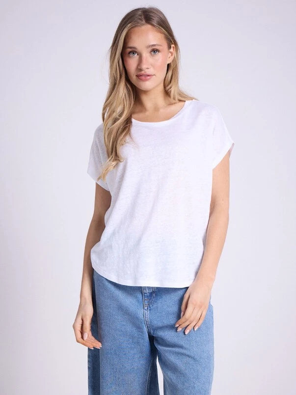 Not Shy Women's Zoe Linen T-Shirt